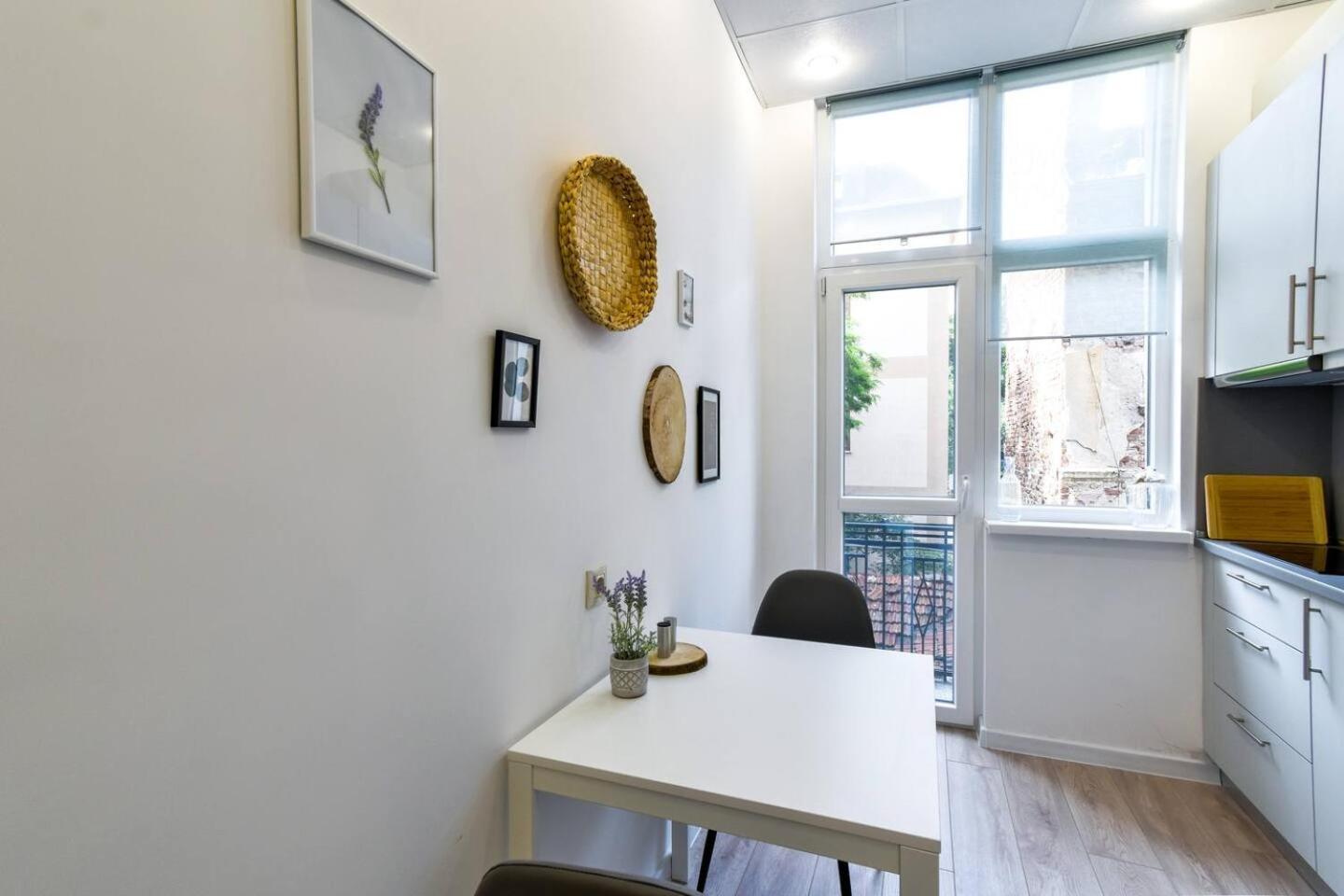 Duplex Condo Prime Location 2Bth 2 Studios София Екстериор снимка