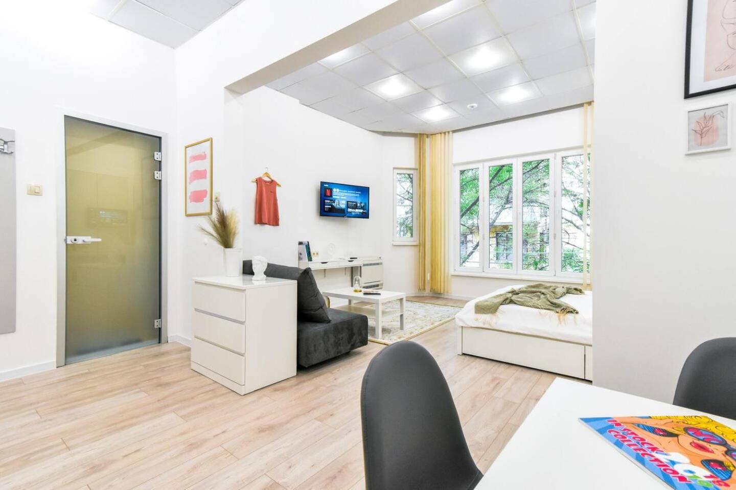 Duplex Condo Prime Location 2Bth 2 Studios София Екстериор снимка