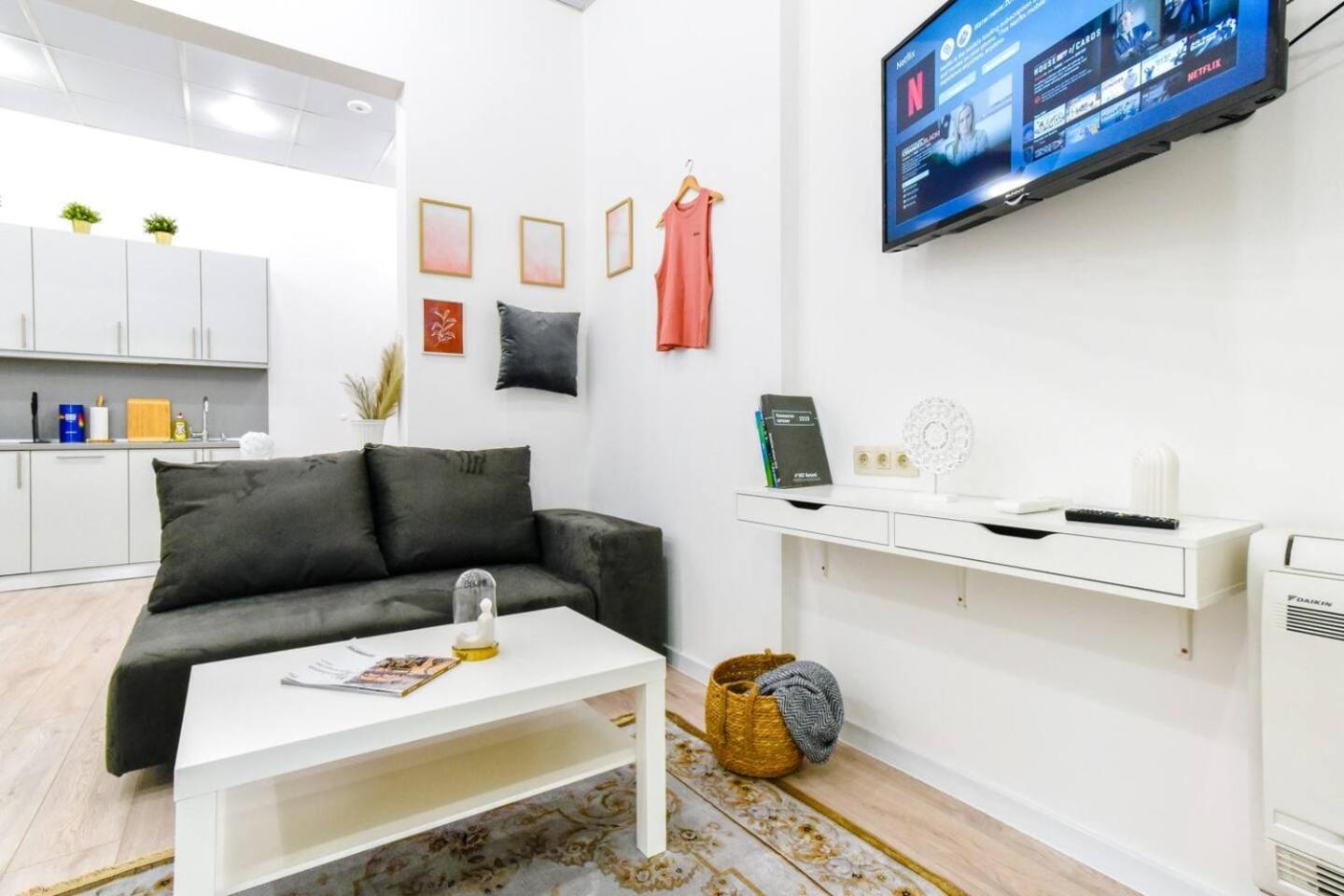 Duplex Condo Prime Location 2Bth 2 Studios София Екстериор снимка